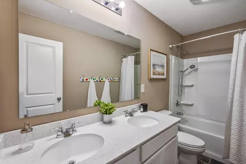 Bath - 191 Bevan Way, Delaware, OH 43015 photo 3 of 3