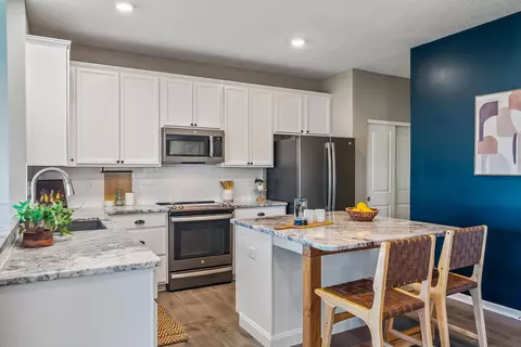 Kitchen - 191 Bevan Way, Delaware, OH 43015 photo 3 of 4