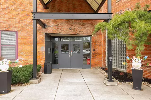 432 E Rich St #2B, Columbus, OH 43215