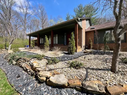305 Braewood Dr, Chillicothe, OH 45601