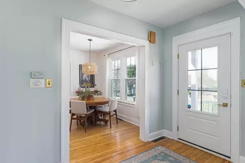 Entry Way - 75 E Tulane Rd, Columbus, OH 43202 photo 1 of 4