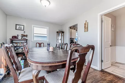 Dining - 6085 Selma Pike, Springfield, OH 45502 photo 1 of 4