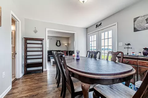 Dining - 6085 Selma Pike, Springfield, OH 45502 photo 2 of 4