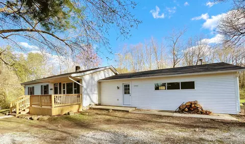 10432 Wilkins Run Rd NE, Newark, OH 43055