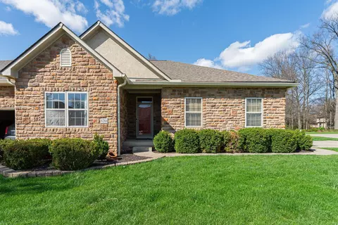 6266 Marias Point Ln, Columbus, OH 43213