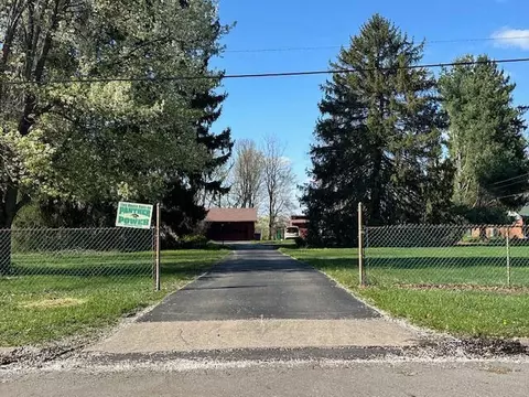 447 W 2nd St, Chillicothe, OH 45601