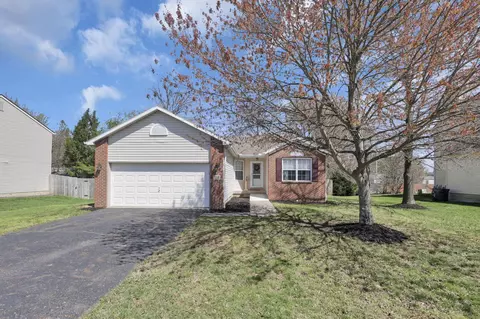 232 Isaac Tharp St, Pataskala, OH 43062