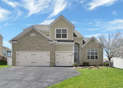 237 Park Ridge Ln, Newark, OH 43055