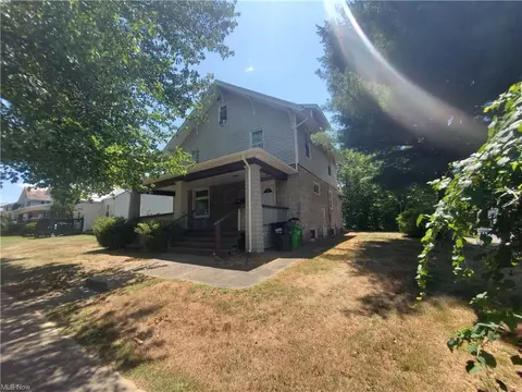 188 Montgomery Blvd, New Concord, OH 43762