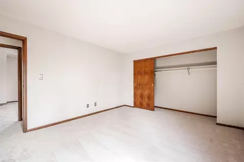 Bedroom - 6677 Willow Grove Pl E, Dublin, OH 43017 photo 2 of 6