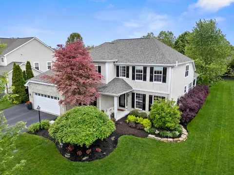 7732 Polo Ln, Powell, OH 43065
