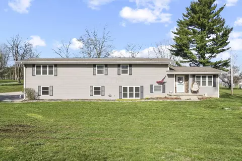 11793 Summerland Beach Rd NE, Millersport, OH 43046