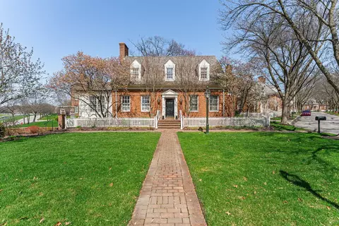 7474 King George Dr, New Albany, OH 43054