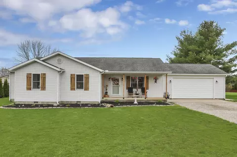 8625 16th Rd SW, Amanda, OH 43102