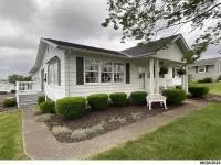 4485 Adamsville Rd, Zanesville, OH 43701