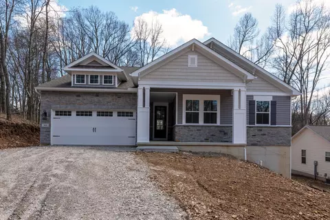 60 Grand Vly Rd, Howard, OH 43028