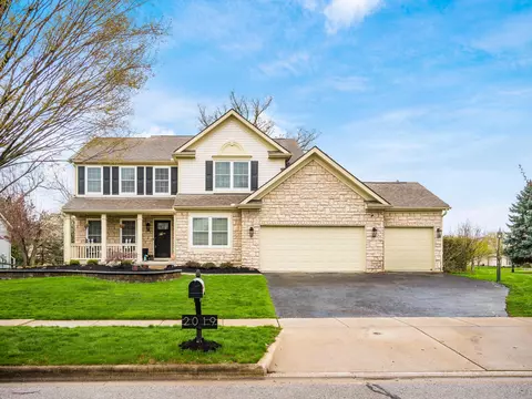 2019 Autumn Wind Dr, Grove City, OH 43123
