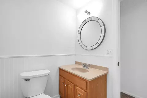 Bath - 137 E Mill St #REAR, Circleville, OH 43113 photo 1 of 2