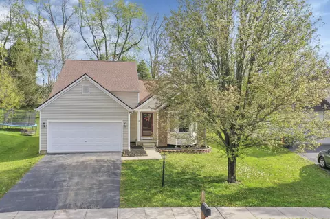 1402 Harold Stewart Pkwy, Pataskala, OH 43062