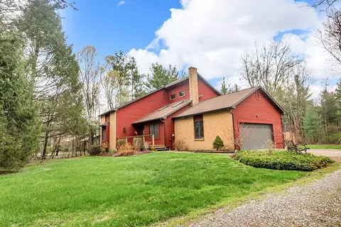 4240 Harlem Rd, Galena, OH 43021