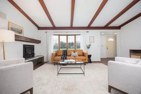 Living - 7586 Dublin Rd, Dublin, OH 43017 photo 7 of 7