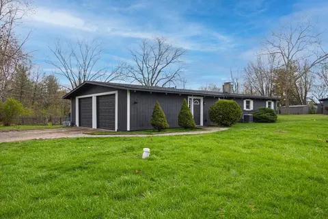 Exterior - 7586 Dublin Rd, Dublin, OH 43017 photo 23 of 27