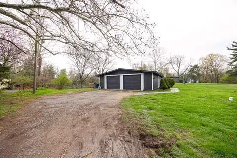 Exterior - 7586 Dublin Rd, Dublin, OH 43017 photo 8 of 27