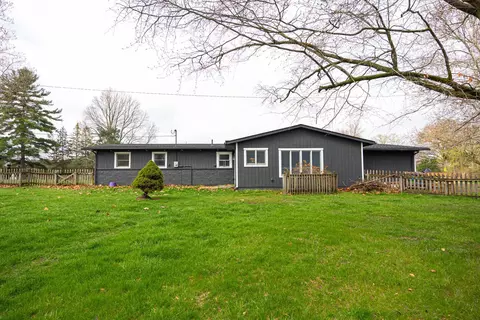 Exterior - 7586 Dublin Rd, Dublin, OH 43017 photo 16 of 27