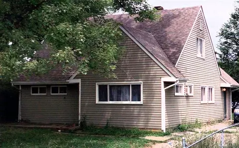 2294 Minnesota Ave, Columbus, OH 43211