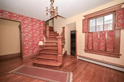 Entry Way - 265 S State St, Marion, OH 43302 photo 2 of 13