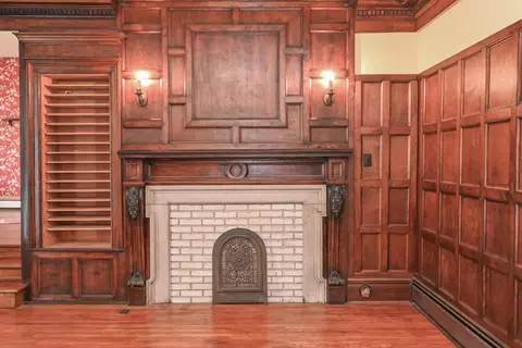 Living - 265 S State St, Marion, OH 43302 photo 5 of 11