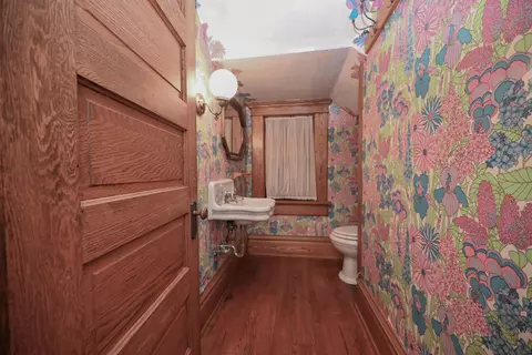 Bath - 265 S State St, Marion, OH 43302 photo 1 of 7
