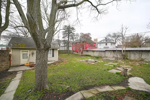 Exterior - 265 S State St, Marion, OH 43302 photo 12 of 20