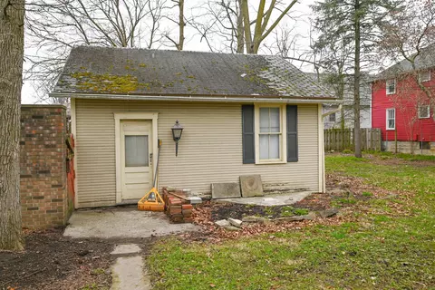 Exterior - 265 S State St, Marion, OH 43302 photo 15 of 20