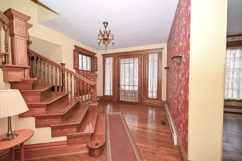Entry Way - 265 S State St, Marion, OH 43302 photo 1 of 13