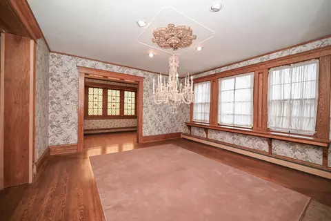 Dining - 265 S State St, Marion, OH 43302 photo 3 of 3