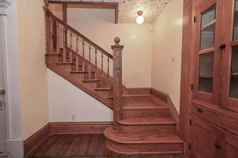 Entry Way - 265 S State St, Marion, OH 43302 photo 10 of 13
