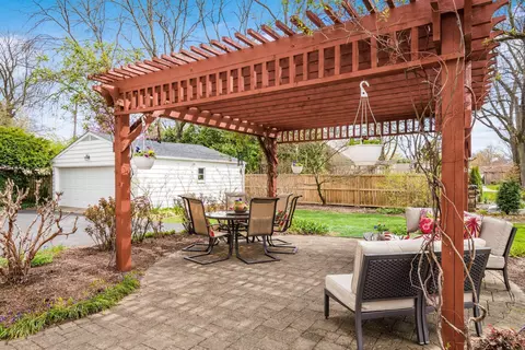 Exterior - 2765 Fair Ave, Bexley, OH 43209 photo 8 of 18