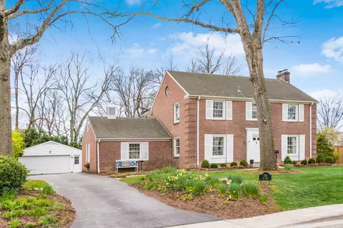 Exterior - 2765 Fair Ave, Bexley, OH 43209 photo 17 of 18