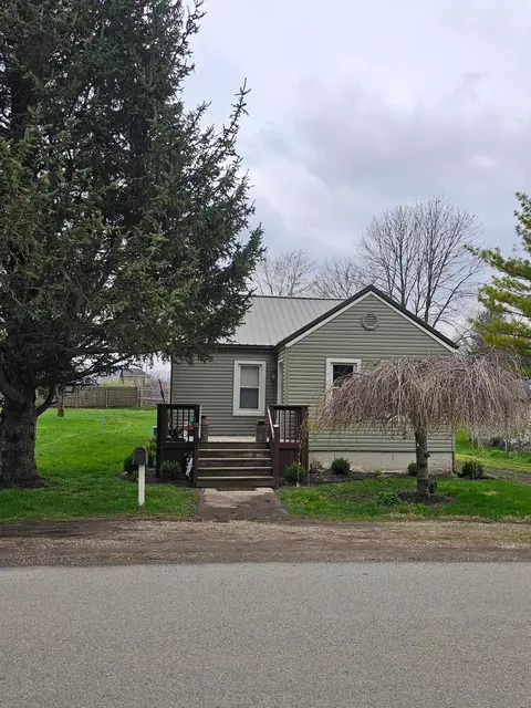79 S Locust St, Mechanicsburg, OH 43044