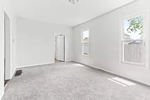 Living - 378 Maple Ave, Newark, OH 43055 photo 1 of 1