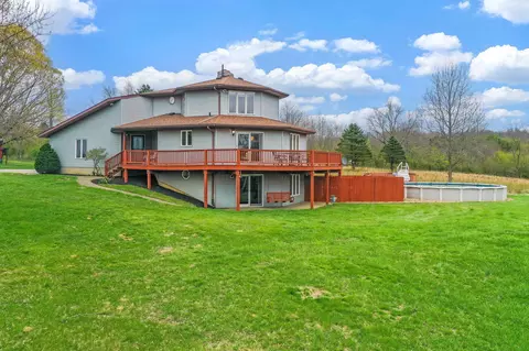 8778 Township Rd 36, Somerset, OH 43783