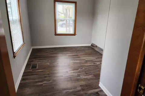 217 Washington St, Willard, OH 44890 photo 13