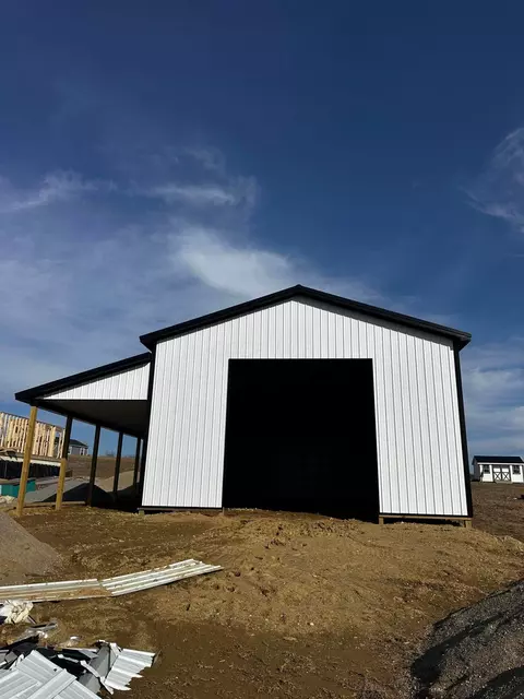 25436 Shoemaker Rd, Circleville, OH 43113 photo 2