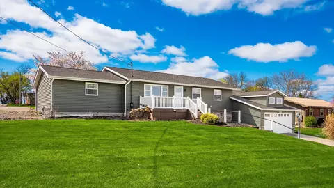 7172 Dean Dr, Cambridge, OH 43725