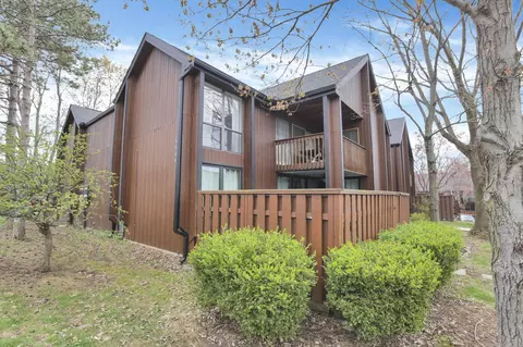 4819 Smoketalk Ln, Westerville, OH 43081
