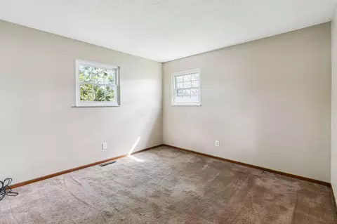 71 Lancaster Dr, Heath, OH 43056 photo 14