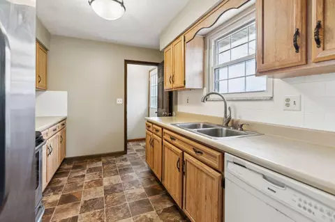 71 Lancaster Dr, Heath, OH 43056 photo 9