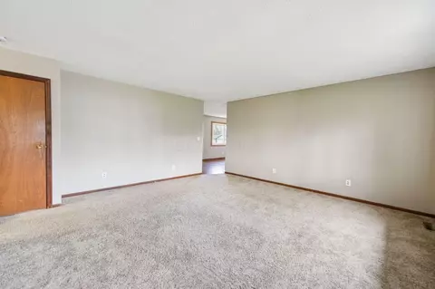 71 Lancaster Dr, Heath, OH 43056 photo 7