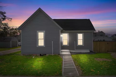 116 W Center St, London, OH 43140